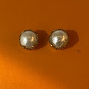 NOONEY vintage pearl and gold tone button covers. Set of two